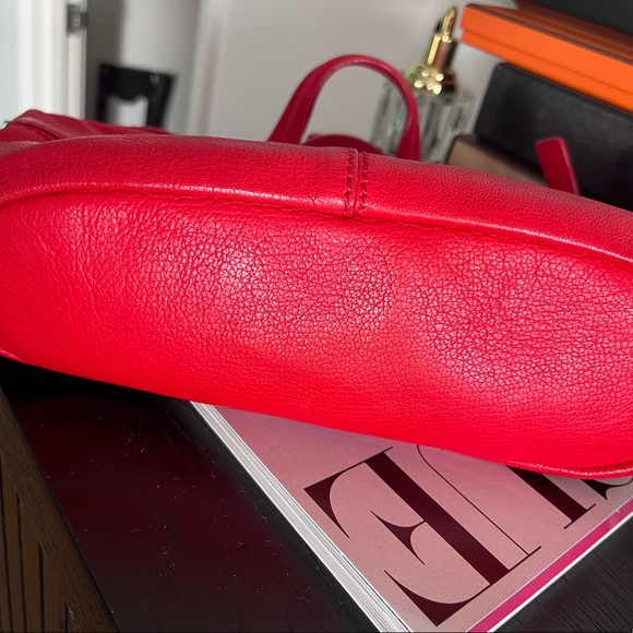 Vintage Authentic Givency small crossbody - Picture 15 of 15